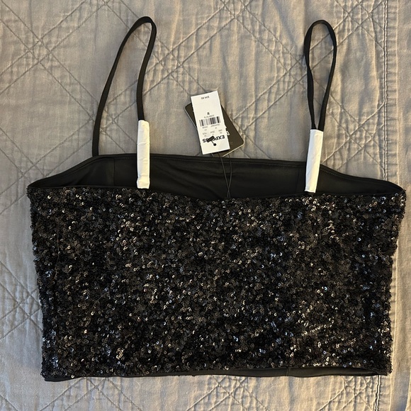 EXPRESS Black Sequin Spaghetti Strap Crop Top NWT - Picture 4 of 5
